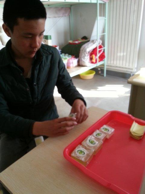 ��λ�ȡ����Ʊ�ݣ���Ȱ�������Ὣ��Ϊ����100Ԫ�����ϵ����ѿ��߾���Ʊ�ݣ��뷢�;�����ͼ������������Ŀ�����ͽ��׵��ţ�����Ʊ̧ͷ���ռ���ַ���ʱ���Ϣ�����䣺invoice@lianquan.org��������������ѯ��021-60146234��