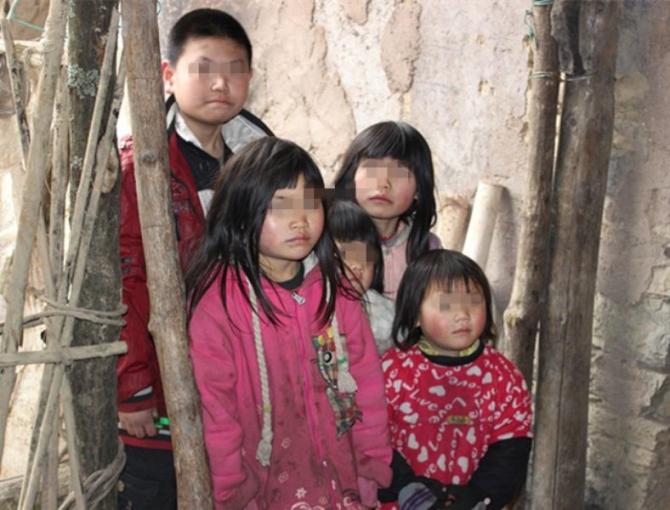 ��Щ������ĸ����ֻ����������үү��������Ϊ����Ͷ�׿��ѡ���ຢ����Ҫ�ɻ���޷���ѧ����ƶ�������޷��õ���ʱ���ơ�����2005��˾�������н����ʾ���ҹ�������Աδ������Ů������60��94.8���ķ�����Աδ������Ůû���ܵ����κ���ʽ����������