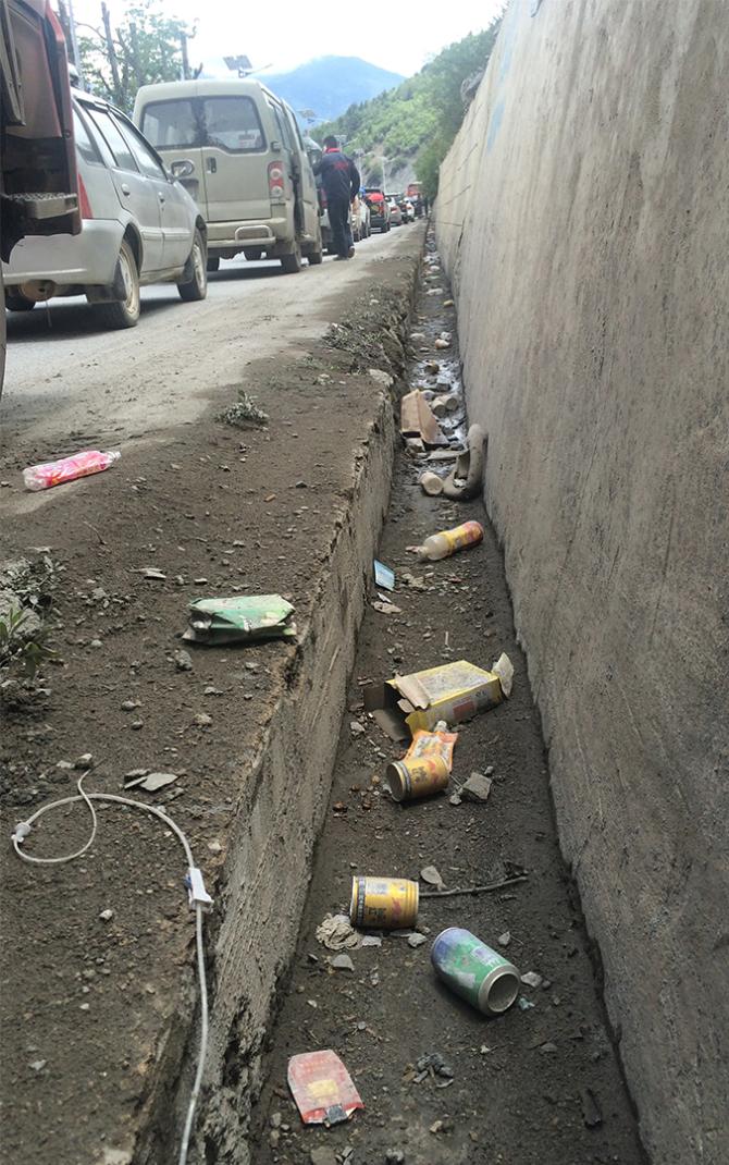 318��214��·���ߣ�ֻҪ�ǳ���ͣ���ĵط���·�߱���������󡣺ܶ������Ѿ����ã������Ǻܾ�û����������