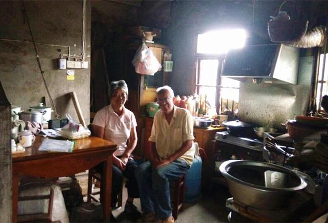 ����Ŀ���¡������Է���������˿�8367�ˣ�����60����������670����70����������210����80������73����90����������8�ˡ������Է����Ǩ�����Ͼ�С����������ʧ��ũ��û�о�����Դ���ܱ߲�����λ�۸�ߣ����òͲ��㣬�����������˼��蹫�����֧�֣���Է��������1309�ˣ� 80������168�ˣ���������45�ˣ�����64��������֢���Ѫ�����ز���������ѣ��ò����ѣ����蹫����͵�֧�֡�