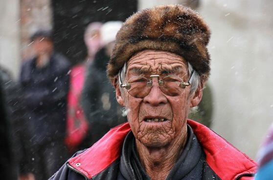 ÿһ�εĻ���Ц�ﶼ�Ƕ��ݵģ�־Ը�����뿪�����Ǳ��ֻ�����¶����С���һ�λ�У����ǿ�����λ������������������С��������������ʶ��������������������ˣ������˽����澫�ʵ����磬���������ܴ������������㡣