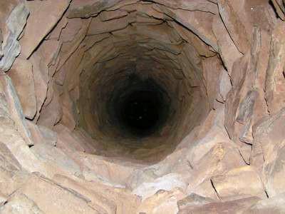 ����һ���еĴ󲿷�ʱ�䣬��ˮƫ�٣�������ֻ����ˮ�ȡ��߷ù����У����ǻ����֣�����������ˮ��ȱ���ܶ���������ж�û�к�ˮ��ϰ�ߣ�ֻ���ڿڿʵ�ʱ�����ú��ϼ���ˮ��