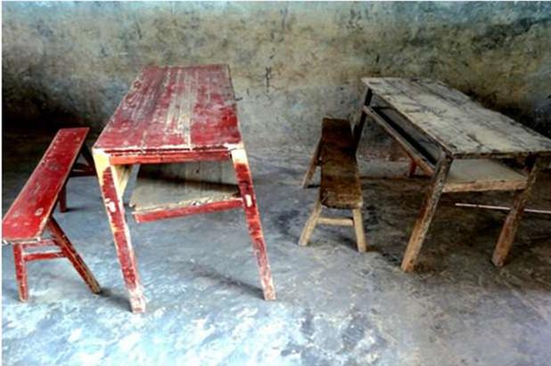 ���ǣ������õİ칫�����ͽ�ѧ�豸����֪ʶ�ĺ�����ѧ���е��������ǣ����¿λ�ʹ����ҡ�����ѣ�խС���ƾɵİ칫���ϣ��̰���ѧ����ҵ������ҫ�۵����ǡ�û���Ƚ��Ľ�ѧ�����豸����һ̨��ͨ�İ칫����Ҳû�У���ʦҪ���ġ���ӡ���ϣ�ֻ�ܵ�10�����������У��