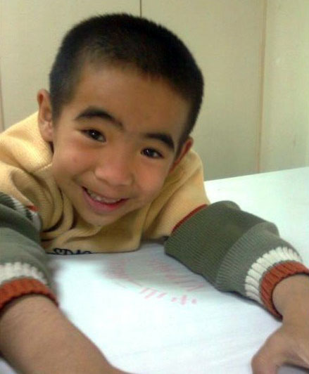 每隔几个月,就要到医院住院复查肝功能