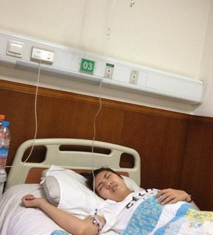 这是田希在鞍钢总医院,由于心脏扩大导致胃部淤血而恶心、气短