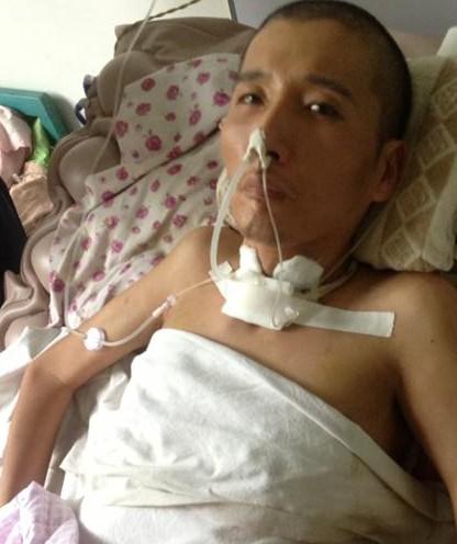 张永涛每天除了闭着眼睛睡觉就是睁着一双无神的大眼睛,也不知他在想什么