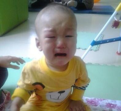 这是我刚开始会独坐的照片,每天训练很苦,很累,但是,我会继续坚持哦。