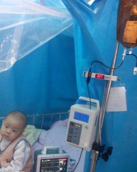 周宝怡正在挂化疗药