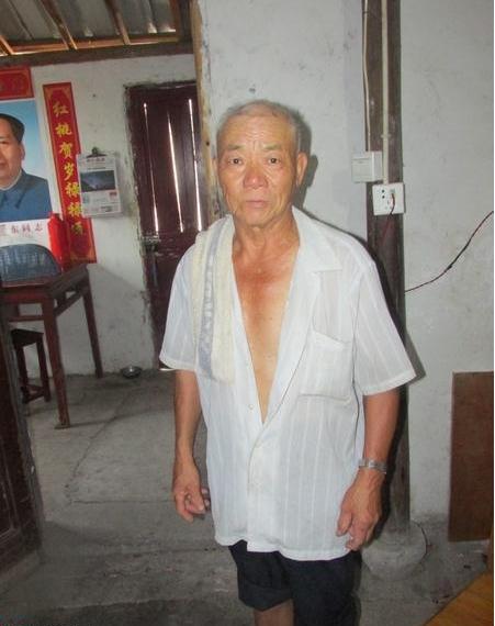 想起自已生活朱文奎非常难过