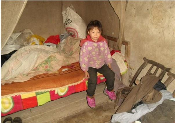 这是和爷爷睡的床