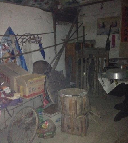 陈树铭家非常凌乱