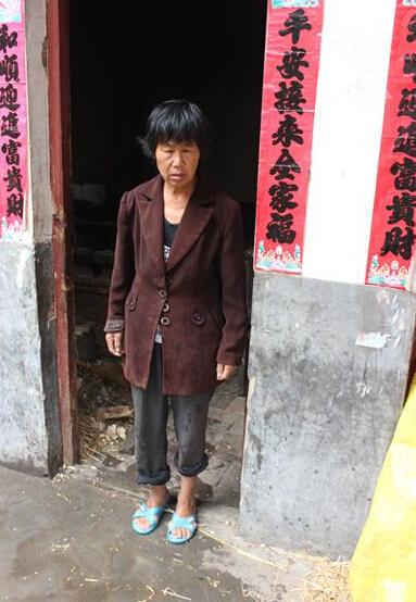 李书芳现年66岁,家住河南南阳市邓州市裴营乡常营村