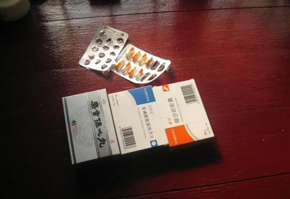 两位老人平时吃的药