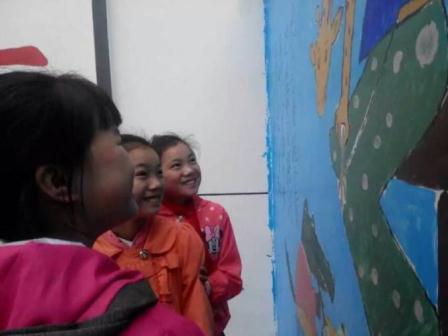 如何获取捐赠票据 联劝公益基金会将会为捐赠100元及以上的网友开具捐赠票据,请发送捐赠截图(包含捐赠项目,金额和交易单号)、发票抬头、收件地址、邮编信息至邮箱:infosh@lianquan.org.cn,如有疑问请咨询:021-60146234