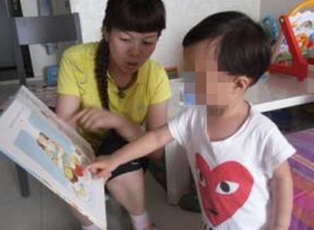 特殊儿童入户指导 我们希望能够为特殊儿童提供入户指导服务,由专业人员进入家庭,为有特殊需要儿童提供评估建议,给家长提供适合的家庭疗育策略,提供给家长家庭康复的辅具与训练建议,发展特殊儿童的生活自理能力、居家能力和社区适应能力。