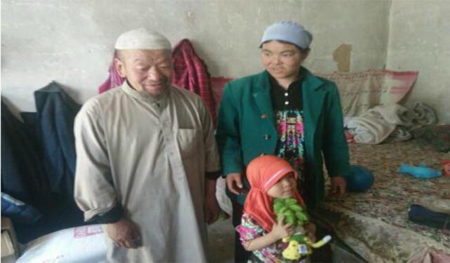 2015年我们联系到银川一家关注儿童卫生健康状况的专业机构,青苗社工服务中心,邀请他们在同心县韦州镇开展儿童卫生调查,之后便与其取得合作,为本次项目提供全部课程和技术支持;能切合实际的为孩子们卫生意识检核和习惯培养做出实效性的改善。